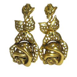 OSCAR DE LA RENTA pendant clip-on earrings in gilded metal