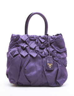 Sac PRADA en satin violet