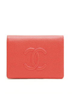 CHANEL card holder in coral grained leather