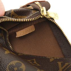 Pochette LOUIS VUITTON Toile mongram