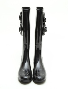 CHANEL rain boots with camellias in black rubber size 38FR