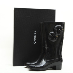 Bottes de pluie CHANEL avec camélias