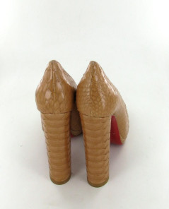 LOUBOUTIN T37.5 python beige