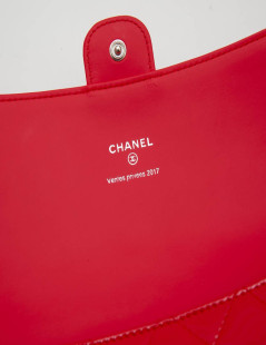 Pochette CHANEL cuir verni corail 