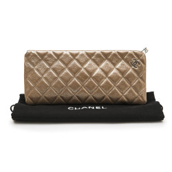 CHANEL evening clutch in gold lamé leather