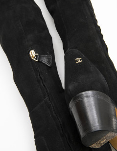 CHANEL T 38.5 thigh boots in black suede calfskin 