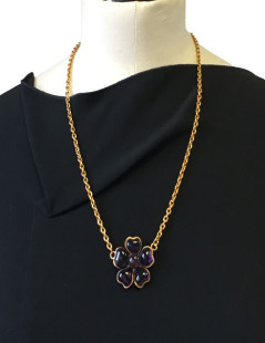 Collier MARGUERITE DE VALOIS fleurette en pâte de verre améthyste