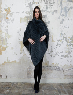 Poncho ARMANI COLLEZIONI en orilag gris