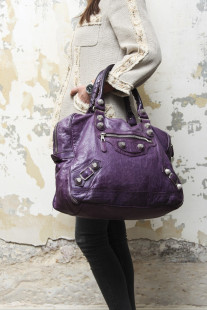 BALENCIAGA bag in purple aged leather