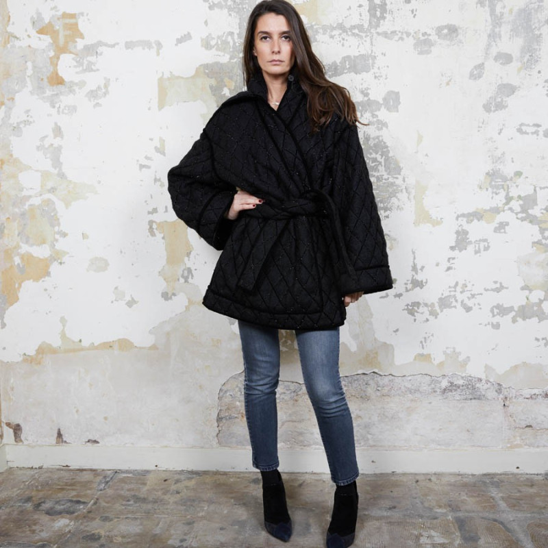 Caban T 38  CHANEL oversize matelassé laine bouillie noire 