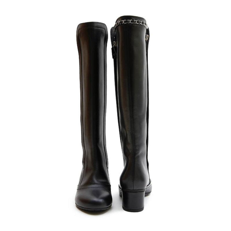 Bottes T 37 CHANEL cuir d'agneau lisse noir