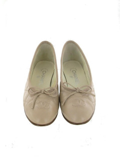 Ballerines T35.5 CHANEL matelassées  beige clair