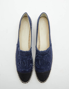 CHANEL espadrilles 40FR in two-tone blue and black denim 