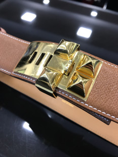 Belt HERMES Medor T 68 gold