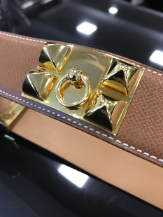 Belt HERMES Medor T 68 gold