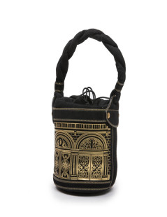 Sac seau FENDI cuir noir embossé or