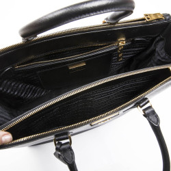 Sac PRADA en cuir Saffiano noir