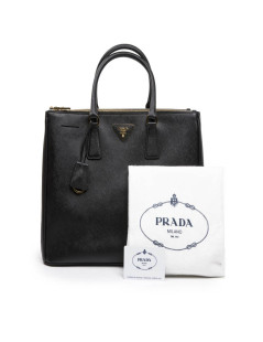 PRADA 'Galleria' in black Saffiano in black leather