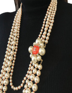 CHANEL necklace with 4 row of pearls and orange molten glass