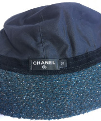 CHANEL hat in green tweed, gold thread and molten glass jewel