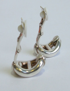 Boucles d'oreille clips HERMES en argent 925