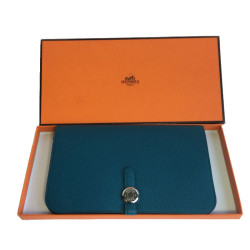  HERMES Dogon Duo wallet in green togo leather