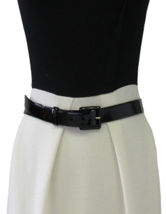 Ceinture T 85 CHANEL en cuir verni noir