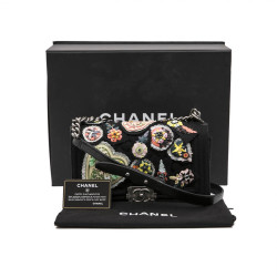 CHANEL Boy bag in black boiled wool with embroidered patches