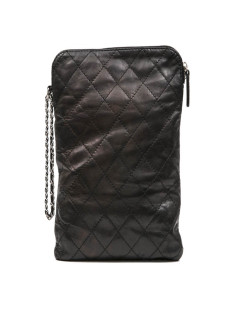 Etui pour Ipad CHANEL en cuir d'agneau lisse matelassé noir