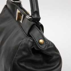 FENDI Peekaboo bag in soft black leather Médium size