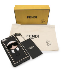 Coque FENDI "KARL" by Karl Lagerfeld