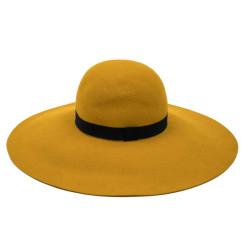 E.S Chapeau TM MAISON MICHEL en feutrine jaune