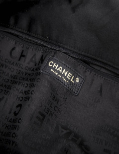 Sac CHANEL en satin duchesse noir