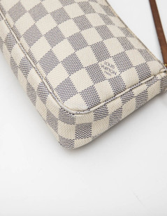 LOUIS VUITTON clutch bag in Azur checkered canvas and natural cow leather