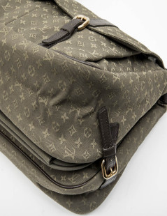 LOUIS VUITTON bag in khaki green monogram canvas