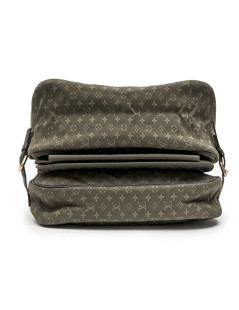 LOUIS VUITTON bag in khaki green monogram canvas