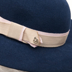 E.S Chapeau TM MAISON MICHEL en feutrine bleue