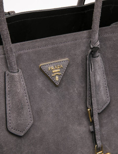 Sac PRADA en daim gris perle