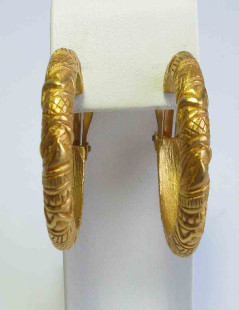 YSL YVES SAINT LAURENT Vintage hoop earrings in gilt metal