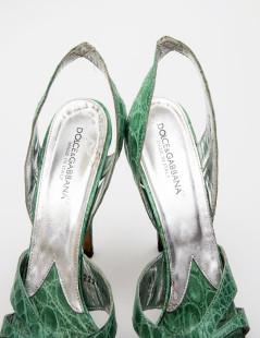 DOLCE & GABBANA high heels sandals in water green alligator size 37