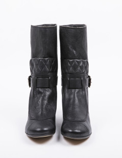 CHANEL boots size 37.5FR in Black aged leather