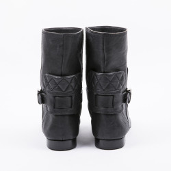 Boots T 37.5 CHANEL cuir de veau noir vieilli 