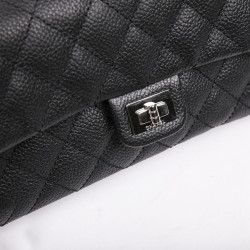 Pochette banane CHANEL cuir grainé noir