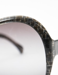 Lunettes de soleil CHANEL 