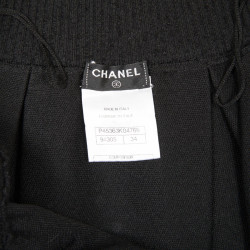 Jupe T 34 CHANEL en dentelle noire