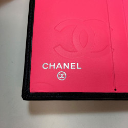 Porte monnaie CHANEL cuir matelassé noir