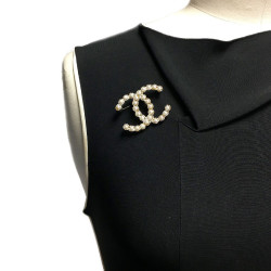 Broche CHANEL perles