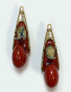 ISABEL CANOVAS coral clip-on earrings