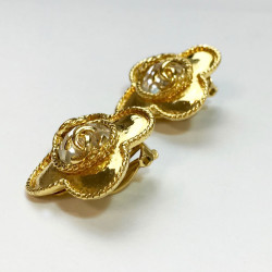 Boucles d'oreilles clips CHANEL vintage