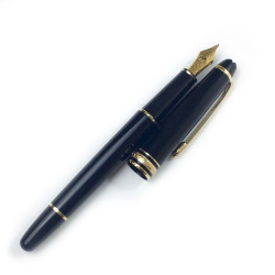 Stylo plume MONTBLANC